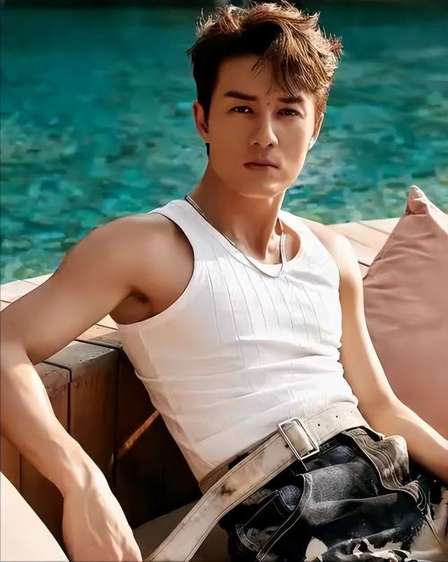 王心凌吴克群同款疑云升级！网友：这次不是朋友，佘诗曼式幸福？