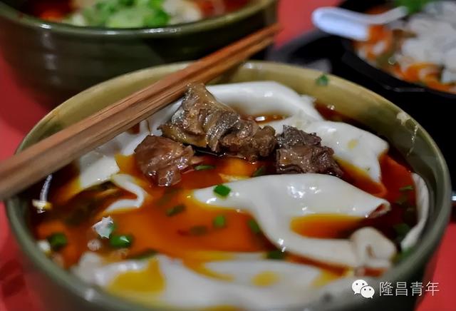 【川南F4】到隆昌旅游，除了羊肉汤，还有哪些美食值得欣赏？