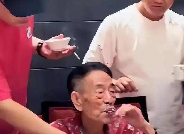 杨少华离世6天后，再看四个儿子的处境，侯耀华的话还真是说对了