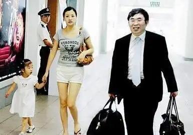 聂卫平去世仅2天，恶心的一幕发生	，私生活被扒，郎平也受牵连