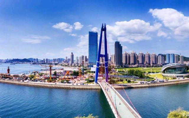 “宜居城市”10强：厦门不如三亚，大连高居第3，西安承德没上榜