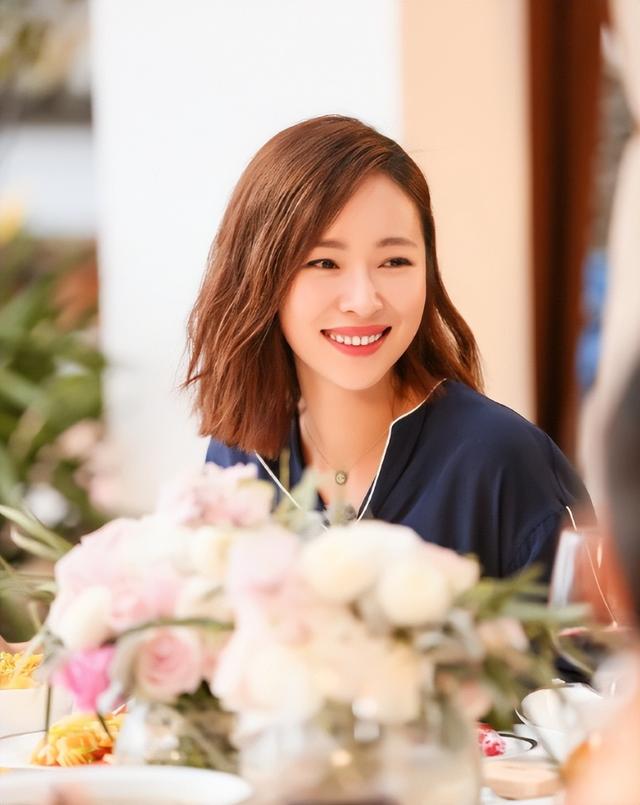 官宣离婚不到24小时，江一燕被扒底朝天，隐婚生女只是冰山一角