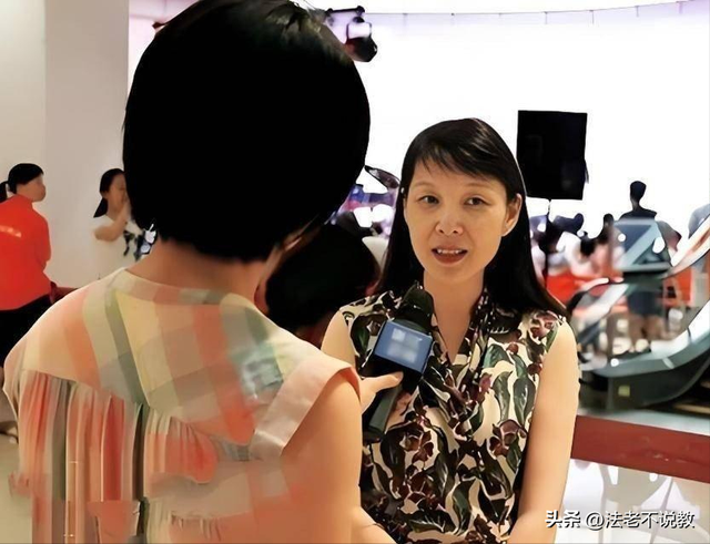 宗庆后“二夫人”曝光，肤白貌美能力出众，难怪私生子敢争150亿