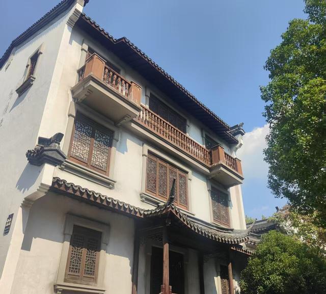 摇起乌篷船 • 直奔乌镇来！