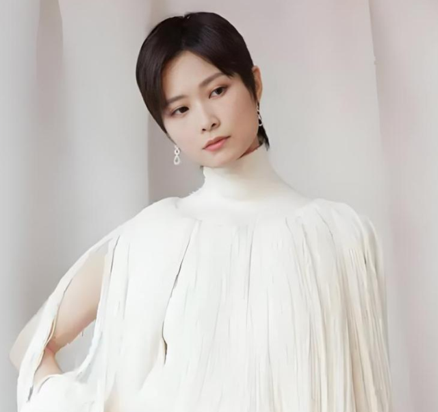 嫁法国老头真相大白5个月后，41岁李宇春近况曝出，一点也不意外