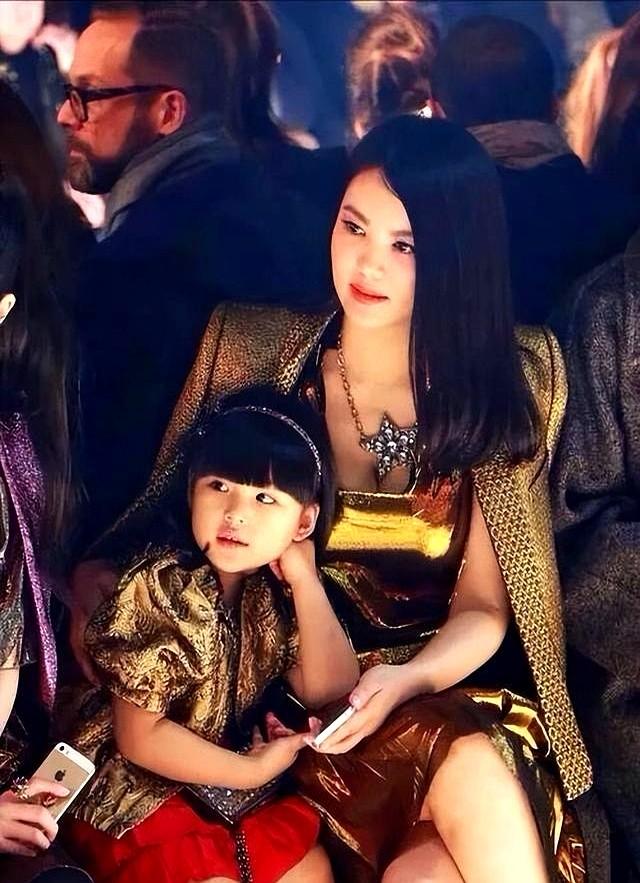 李湘风波再升级、被曝泰国求子只是冰山一角，11年前怀二胎被扒