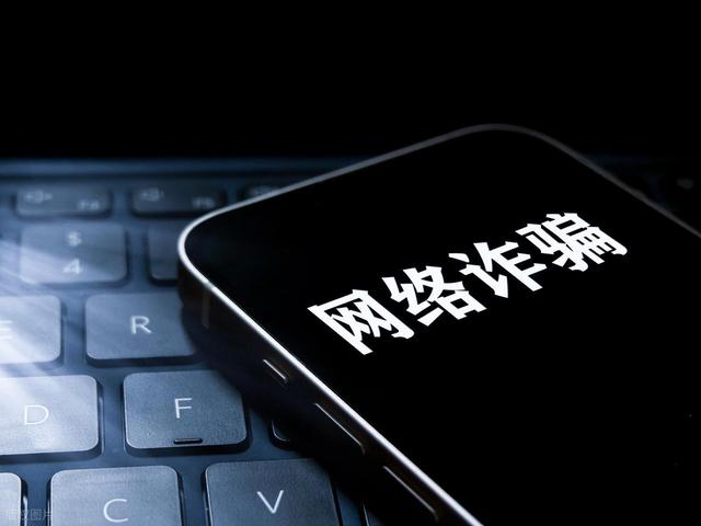 手机立大功！医生发现：经常玩手机的老年人，或会有这8大好处