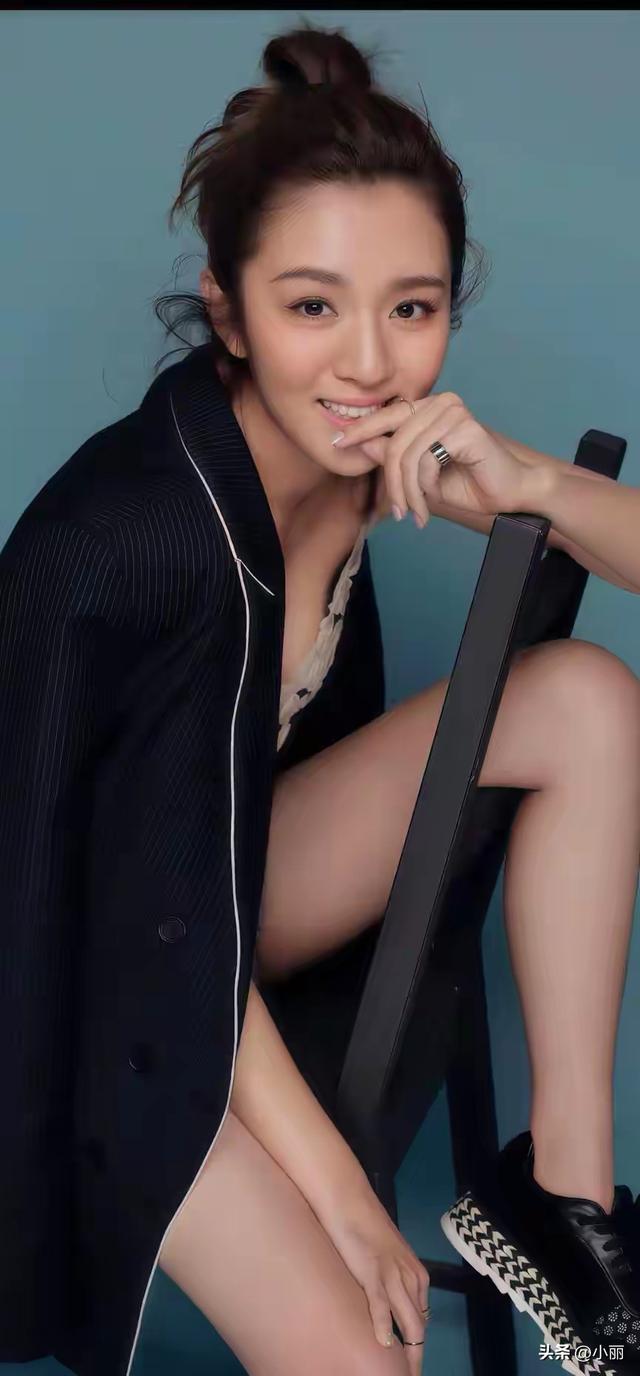 王晓晨前凸后翘	，大白兔饱满，超爱了，这般魅力谁能不爱？