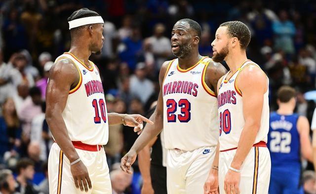 不看不知道，一看吓一跳，勇士的阵容，也太恐怖了，仍可以夺冠