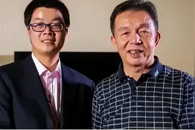 施文博和许连捷，解决数亿中国女性的痛，借此打造600亿商业帝国图片