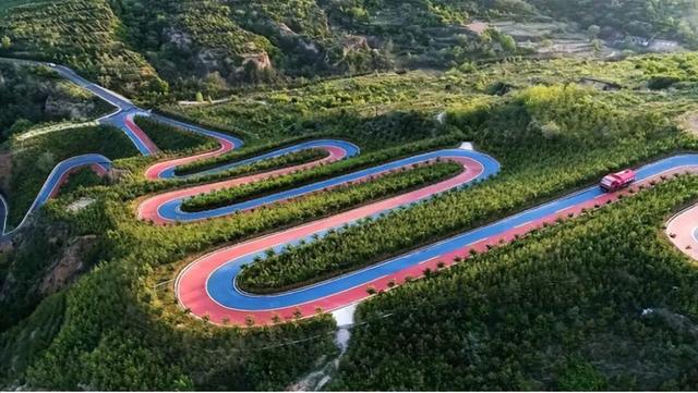 自驾来山西太行一号公路，邂逅绝壁上的视觉盛宴！