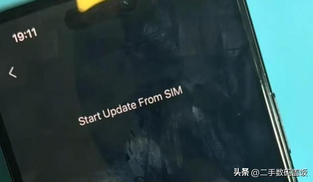 iPhone卡贴机颠覆性创新！解锁进入在线化阶段，内置可能成为主流