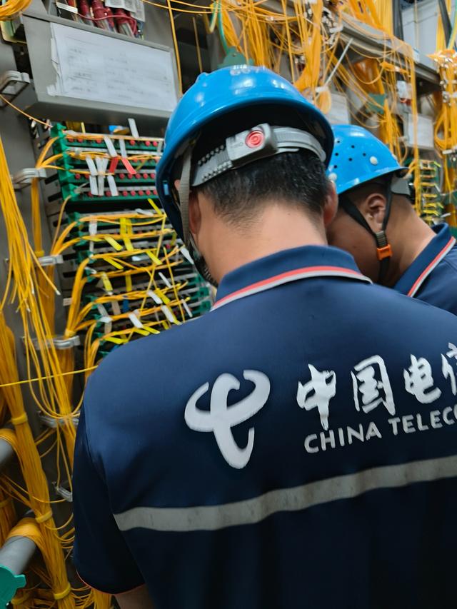 机房守护，默默前行
