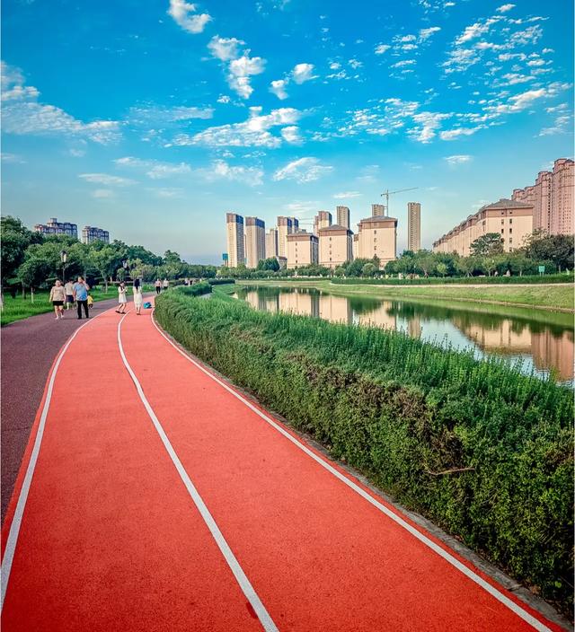 我是长沙人,去了河南许昌后发现:许昌人跟其他地方的人不太一样