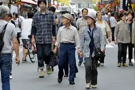 中美日三国平均寿命对比：日本84岁、美国79岁，中国令人意外图片