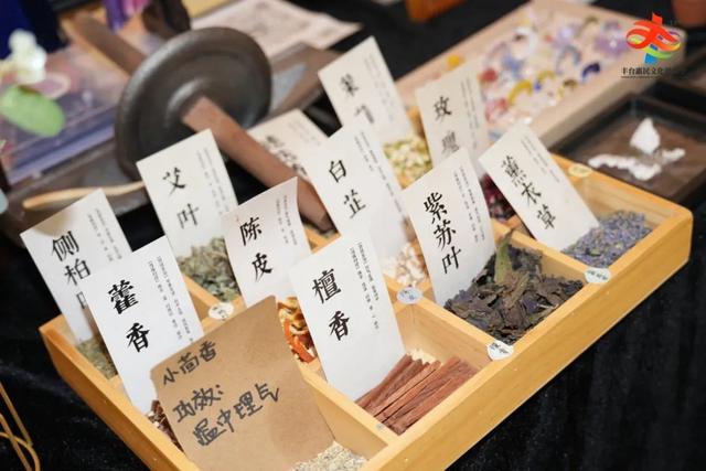 周末来这儿！看大戏、逛市集，沉浸式体验生旦净末丑的文化韵味——
