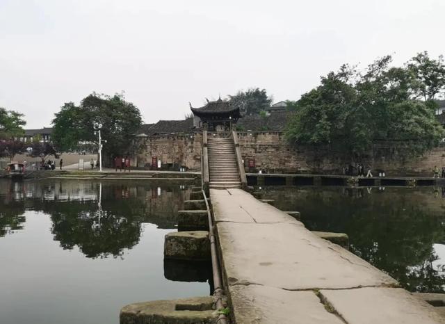 重庆荣昌AAAA级千年古镇，一座堪比烟雨江南的古城，不要门票
