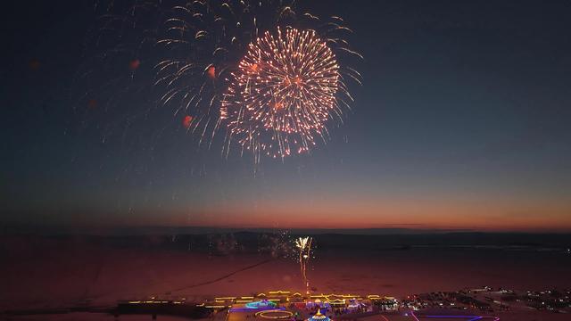 乌拉盖草原解锁冬季文旅新体验