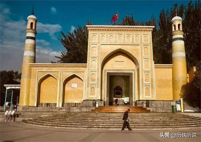 中国“起床最晚”城市：上午11点天才亮，异域风情的美女随处可见