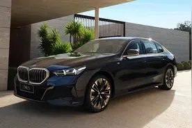 25款宝马5系正式上市，配置升级明显！图片