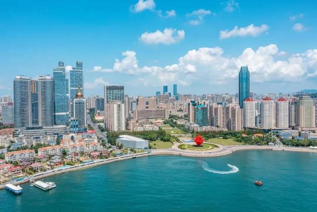 9条视频点赞青岛！这座滨海城市魅力何在？
