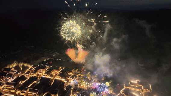 主题夜游、沉浸表演、烟花……吉林的夜，“游”点东西！