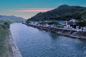 蒋介石骂人的“娘希匹”是什么意思？deepseek解开多年疑惑。图片