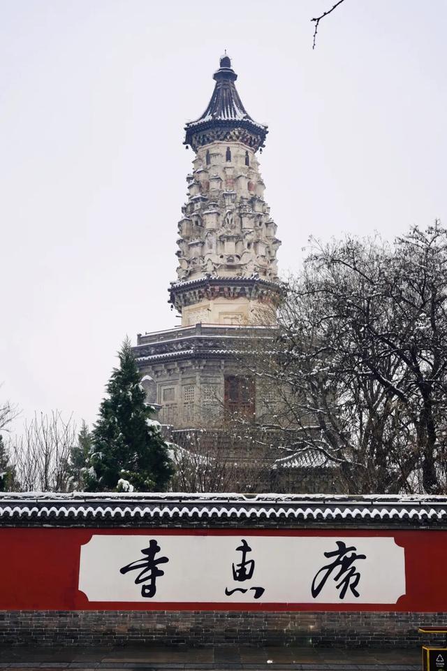 美出圈！春雪落正定，宛如童话世界