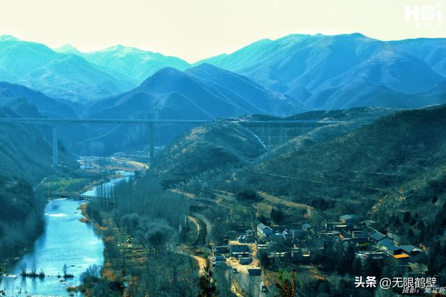 淇石园：山为幕，水为弦，石列座