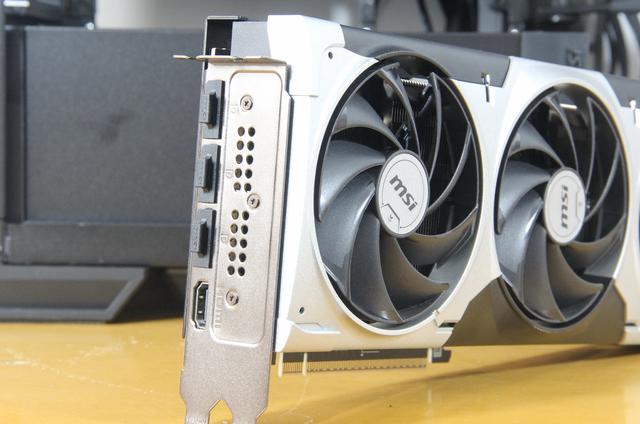 碾压3090！RTX5070Ti 4K游戏大作实测：真·次世代游戏神器！