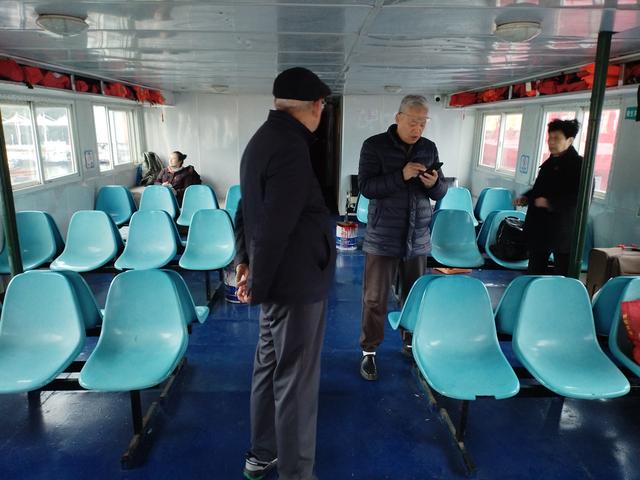 鄂渝行第四天（上）：小红船换小白船，从巫山到巴东