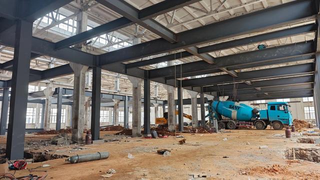 曲靖麒麟区：老厂区“变身”文旅地标 即将解锁消费新场景