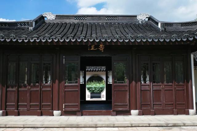 这座家喻户晓的小城，怎么背着我们偷偷吃这么好啊