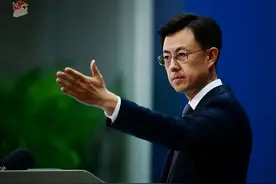 外媒就“24小时内46架解放军战机飞越台湾”提问，外交部回应图片
