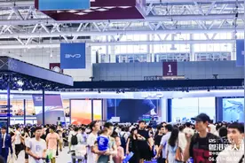 当雷军、余承东再次成为车展“顶流”，王传福去哪了？图片