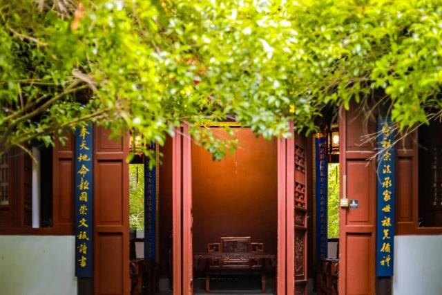 高铁1.5h！这座人少好玩无敌好吃的浙江名城，也免门票啦