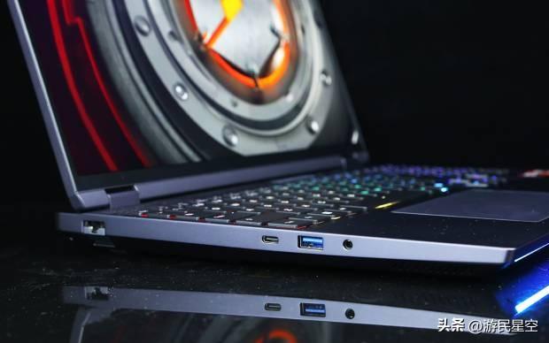 机械革命苍龙16 Ultra评测：锐龙9 9955HX3D+RTX 5090