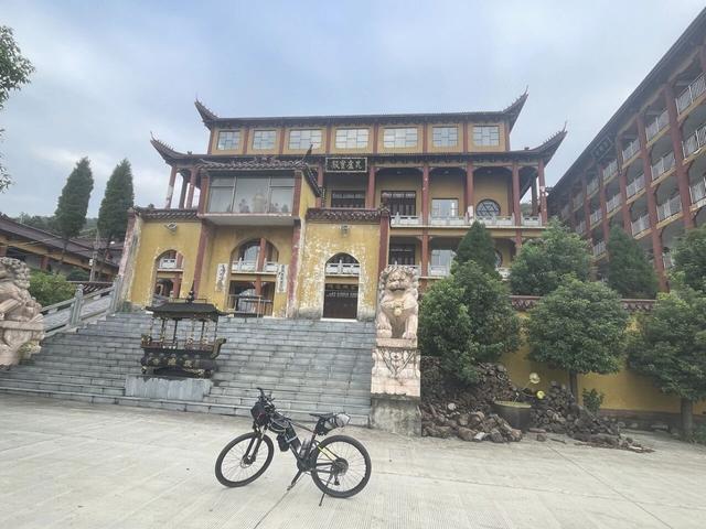 宝藏线路：国庆骑游含山和县六衖石头部落褒禅山鸡笼山香泉湖