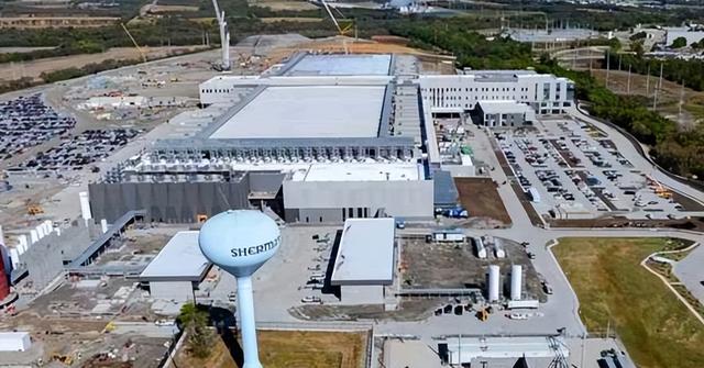 全球砸5000亿搞AI计算，中国仿生机器人领先，打破国外技术垄断