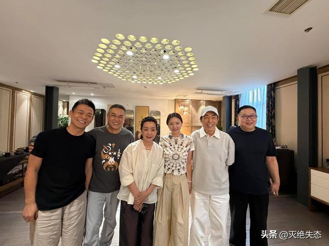 不查不知道，一查吓一跳！44 岁的陈婷，私下生活远比想象中更壕