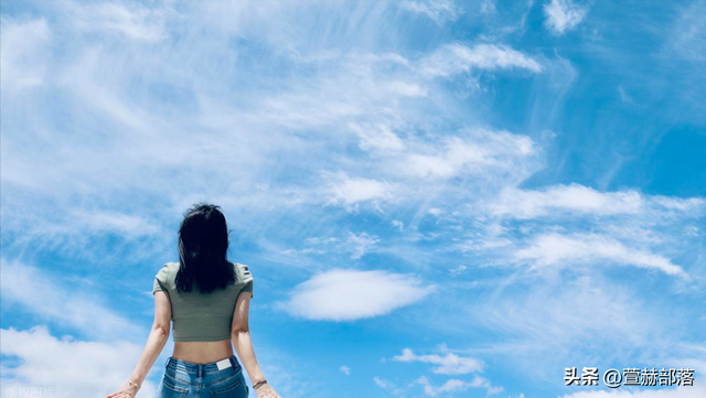 那场说走就走的旅行，留了片没看清的湖