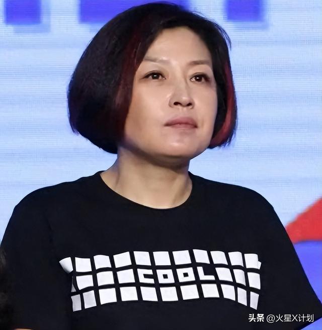 终于破案了！逼得赵本山退出央视春晚的不是宋丹丹，更不是范伟