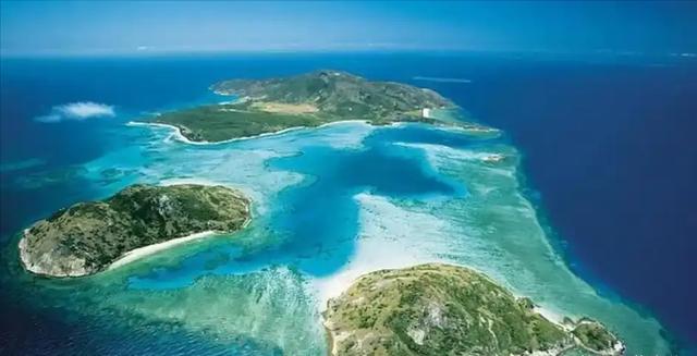 豪华探险第一站, 老人被忘荒岛, 黄金救援时间已过