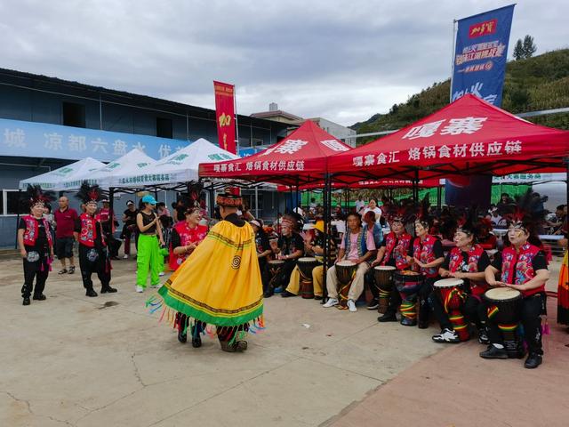 秋日凉都迎客至 帐篷美食引潮来 | 六盘水“加多宝·烙享凉都·帐篷季”首站活动盛大开启