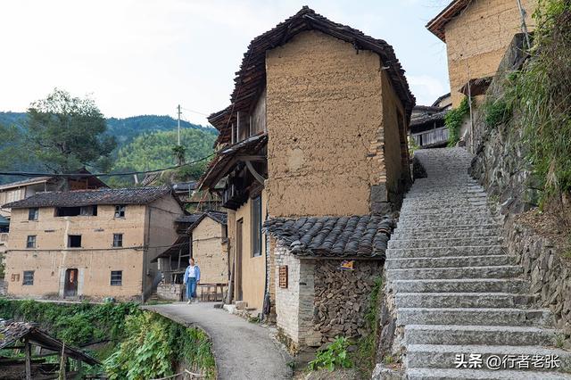 走遍浙江古村落，丽水松阳山里藏着一座600年“崖居式”特色古村