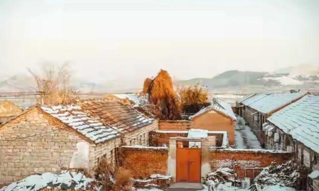 23点冬至，“白天冬至冰三尺，晚上冬至穿单衣”	，今年冬至在哪？