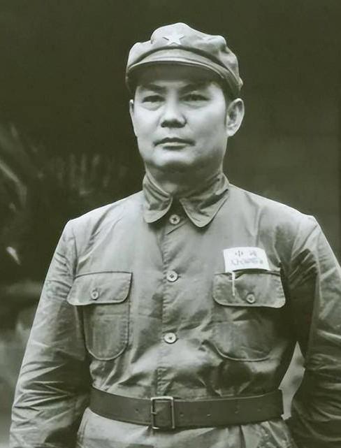 49年他婉拒了新中国外长职务：若不拒绝，恐怕开国元帅名单要改写
