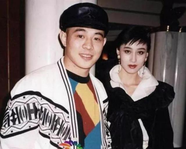 李连杰手术3天后，恶心的一幕发生了，千万保命珠反引来网友群嘲