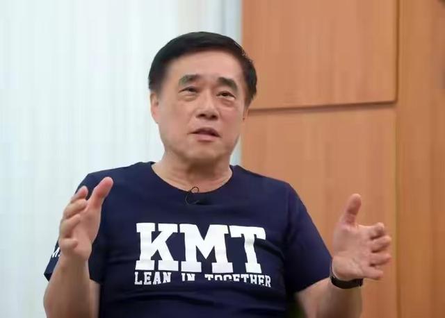 不装了！刚宣布参选党主席，郝龙斌就向大陆喊话，彻底暴露真面目