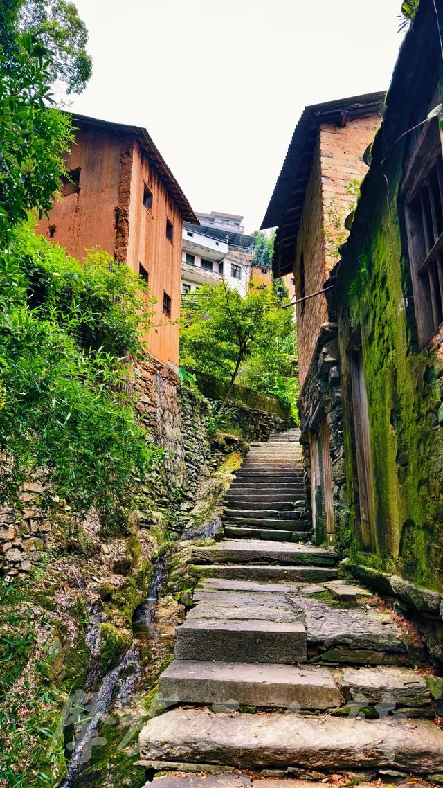 皖浙摩旅二人转——万二篇